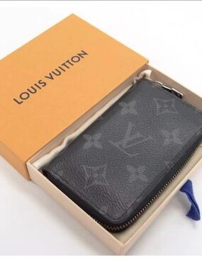 Louis Vuitton Black Monogram Zip Card Holder with Silver Hardware